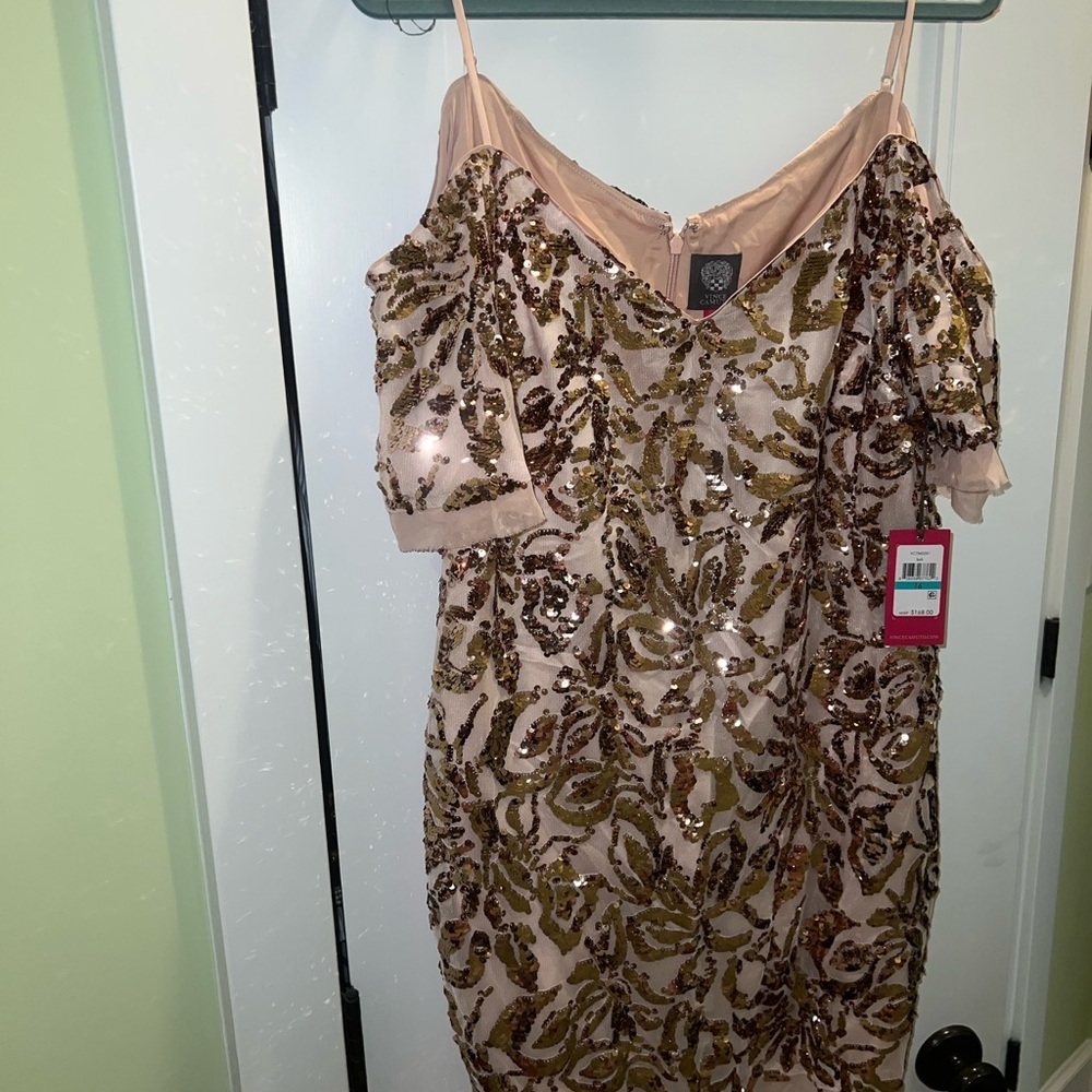 NWT, never worn Vince Camuto Rose Gold Sequin Cold Shoulder Dress Size 16